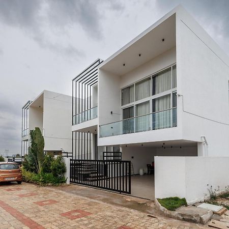 Celestial Sapphire Villa Pvt Pool Veg Food 4Bhk Dod Ballāpur Eksteriør bilde