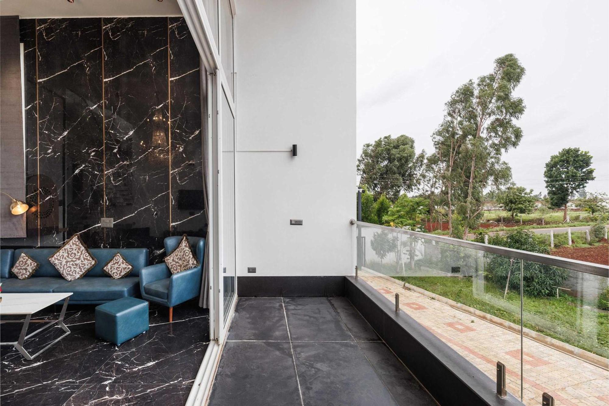 Celestial Sapphire Villa Pvt Pool Veg Food 4Bhk Dod Ballāpur Eksteriør bilde