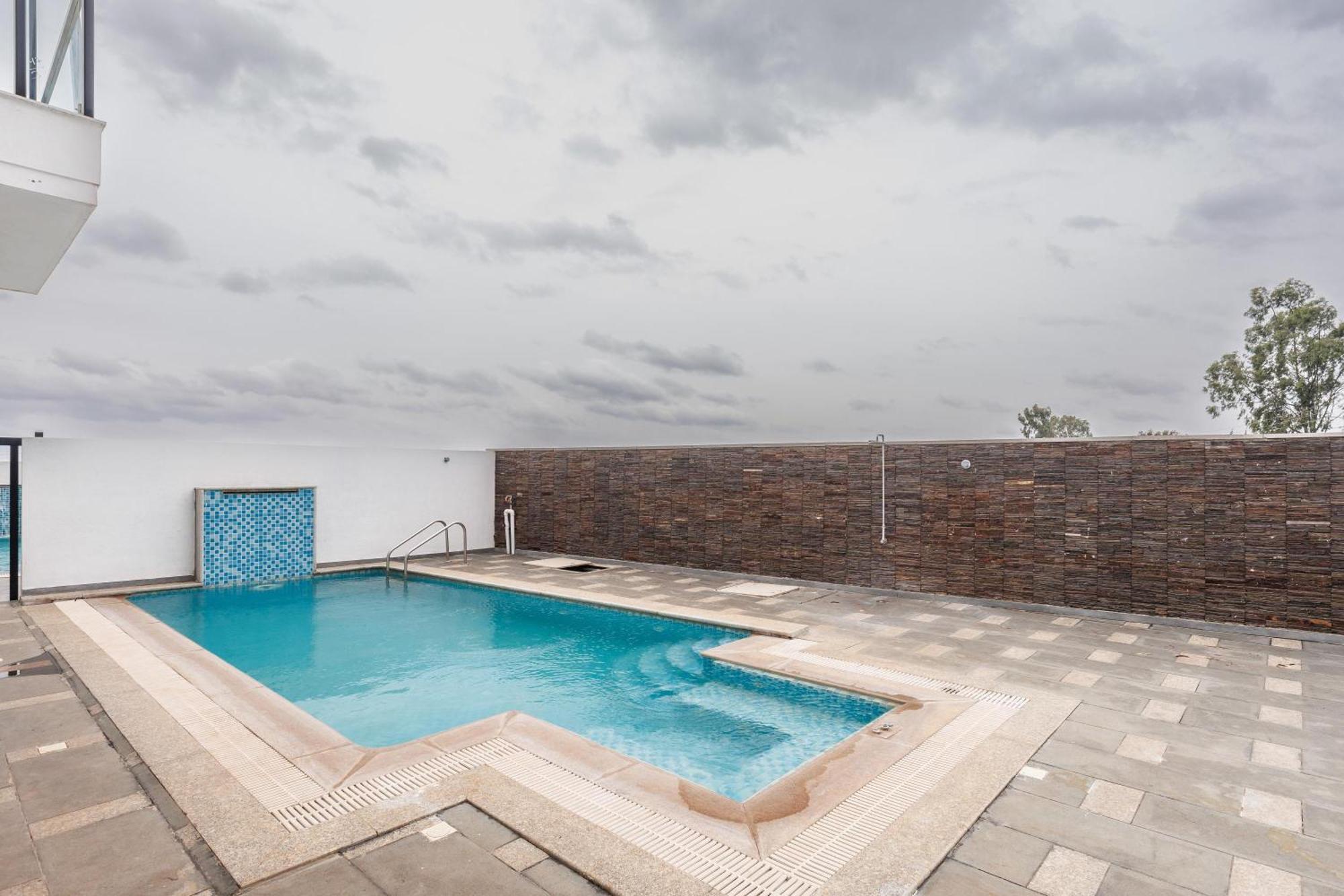 Celestial Sapphire Villa Pvt Pool Veg Food 4Bhk Dod Ballāpur Eksteriør bilde
