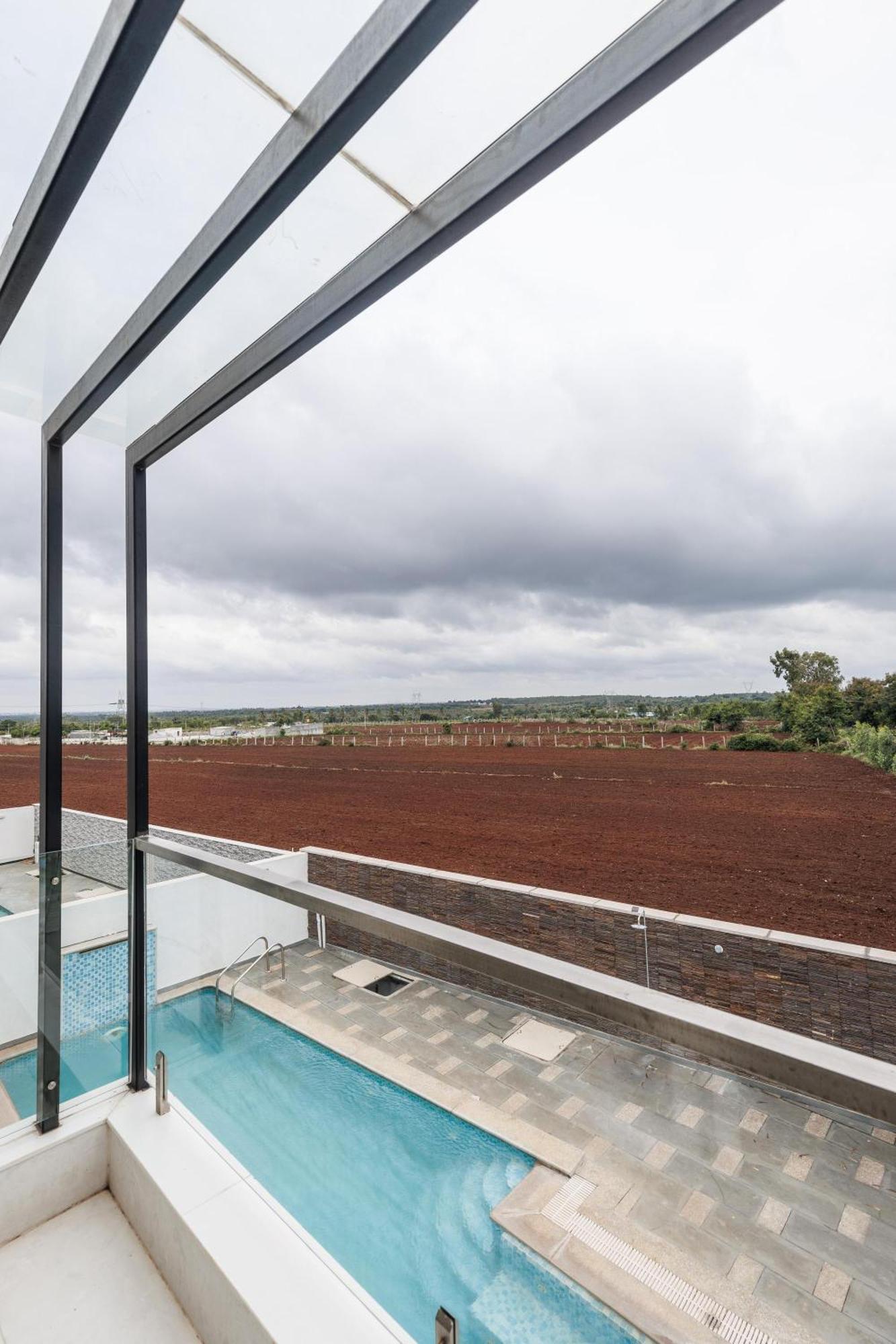 Celestial Sapphire Villa Pvt Pool Veg Food 4Bhk Dod Ballāpur Eksteriør bilde