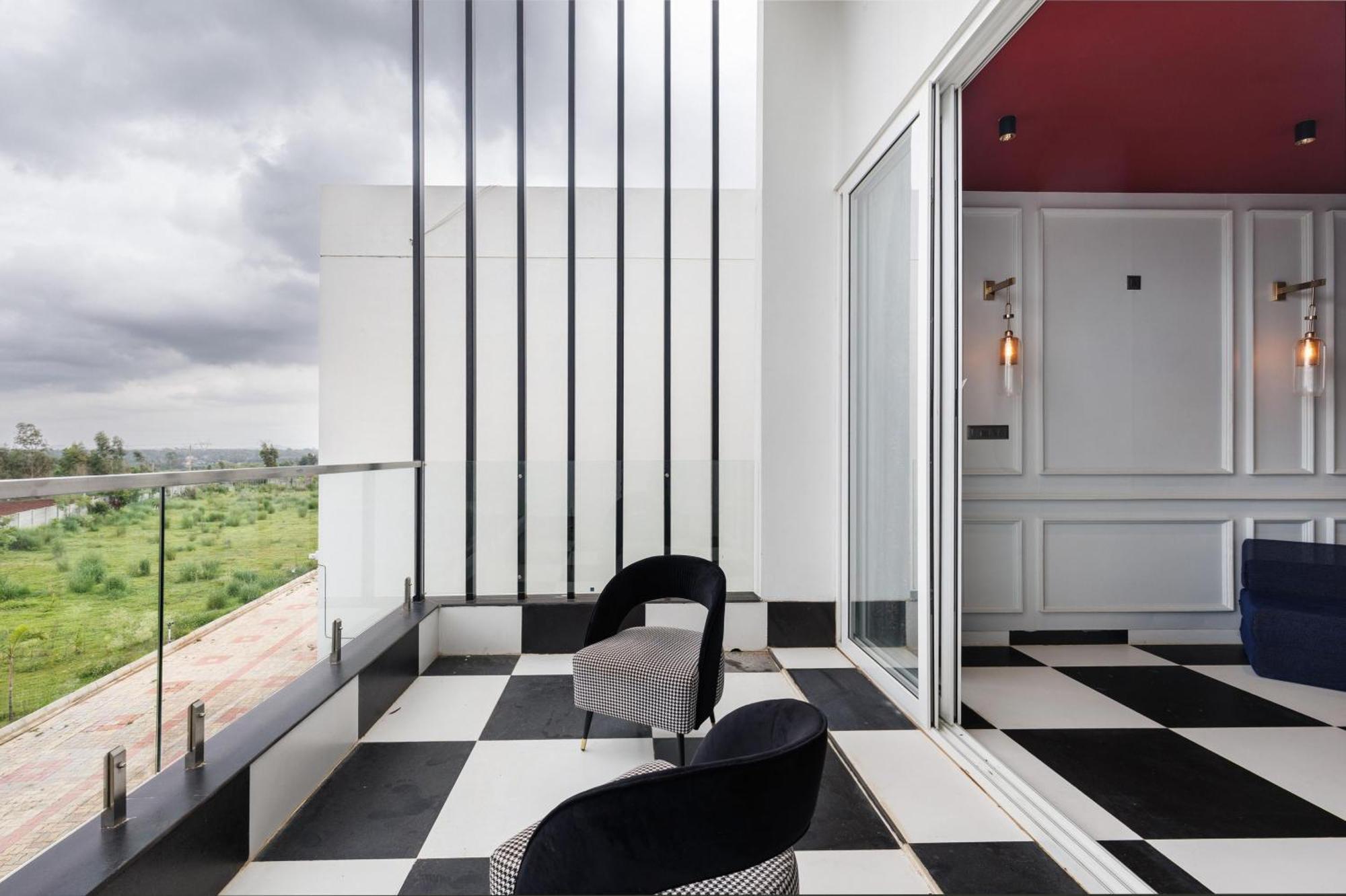 Celestial Sapphire Villa Pvt Pool Veg Food 4Bhk Dod Ballāpur Eksteriør bilde